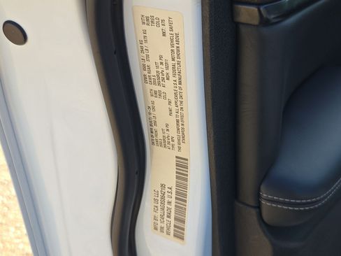 Used 2025 Jeep Grand Cherokee L Altitude RWD image 35