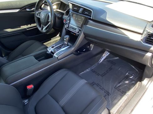 Used 2019 Honda Civic EX image 9