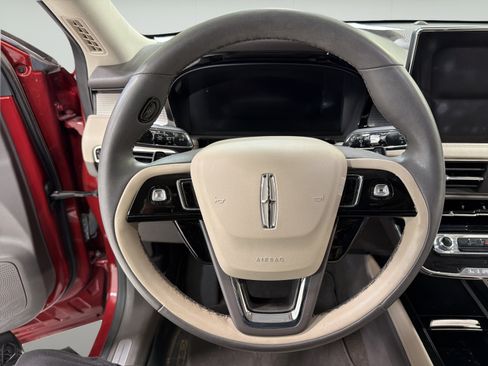 Used 2023 Lincoln Corsair FWD image 14