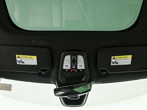 Certified 2026 Volvo XC90 B6 Plus w/ Protection Package Premier AWD/4WD image 21