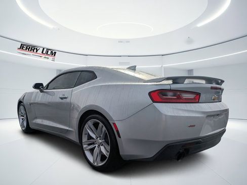 Used 2017 Chevrolet Camaro SS image 28