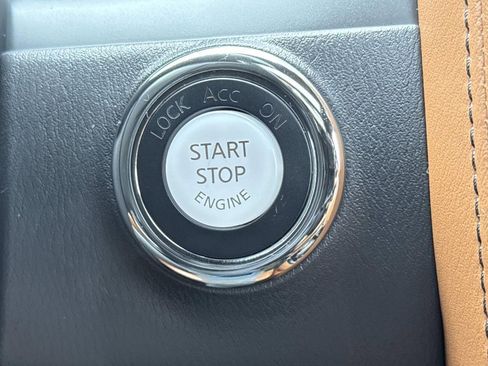 Certified 2024 INFINITI QX80 Sensory image 8