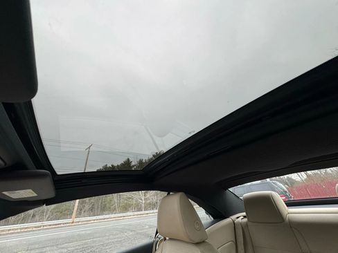 Used 2010 Volkswagen Eos Komfort image 12