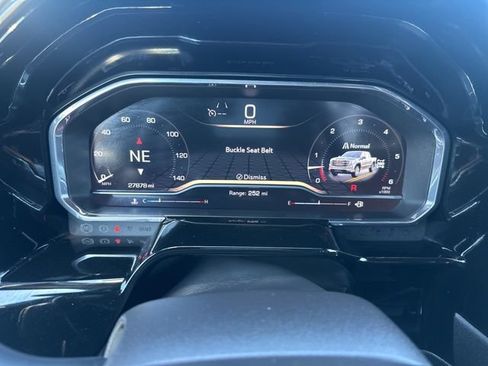 Used 2024 GMC Sierra 1500 SLT w/ SLT Convenience Package AWD/4WD image 25