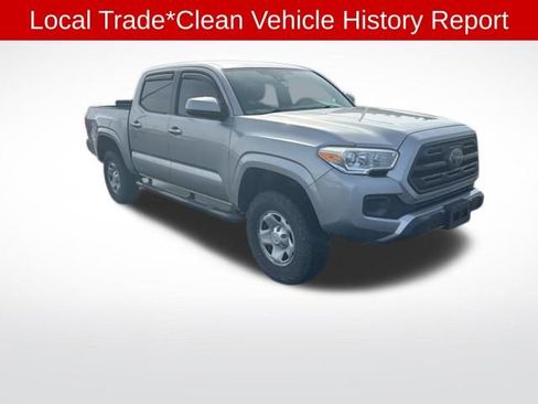 Used 2018 Toyota Tacoma SR w/ SR Convenience Package image 3