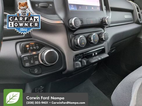 Used 2022 RAM 1500 Big Horn AWD/4WD image 17