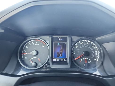 Used 2023 Toyota Tacoma SR image 17