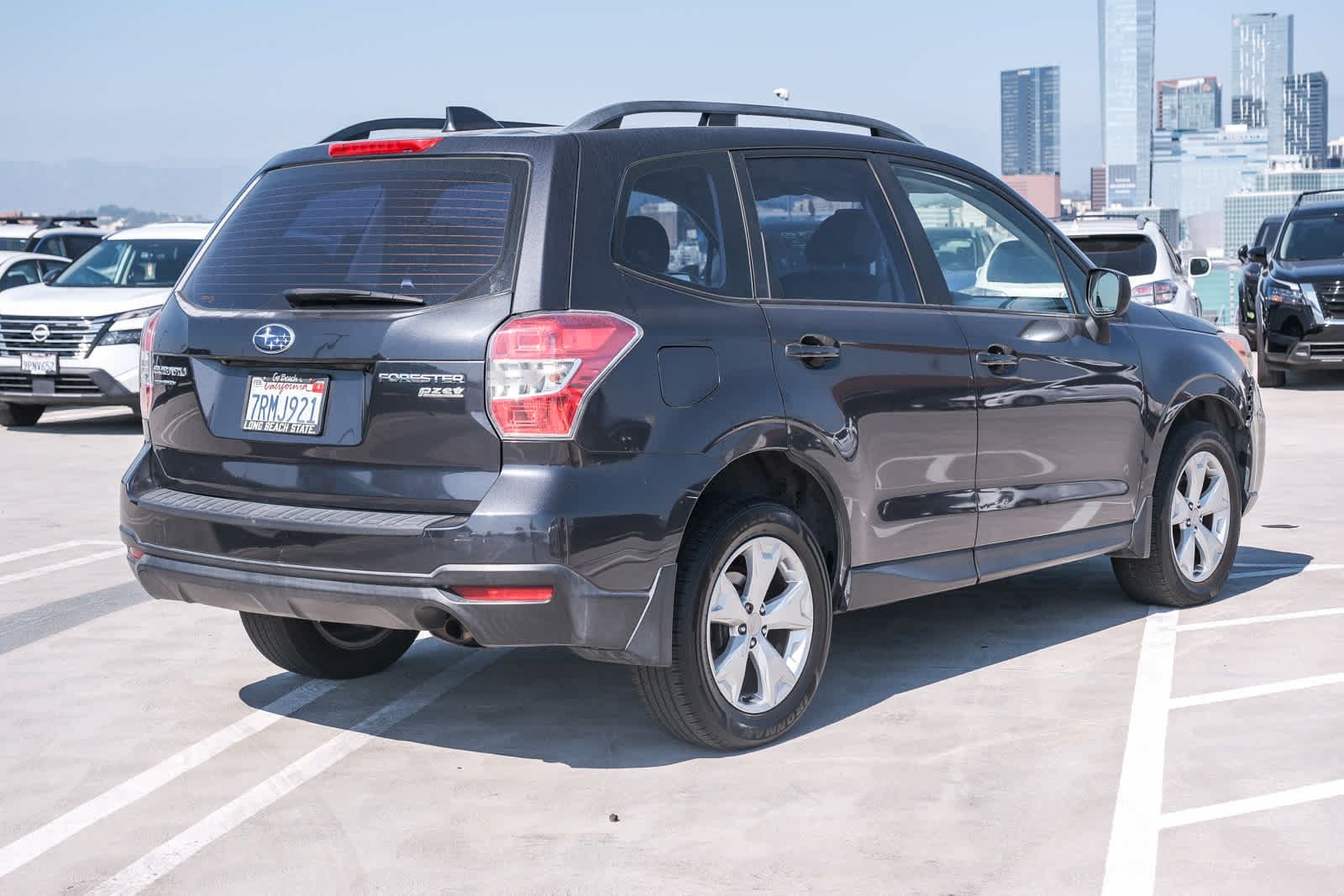 Used 2016 Subaru Forester 2.5i w/ Alloy Wheel Package AWD/4WD image 4