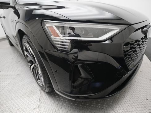 Certified 2024 Audi Q8 e-tron Prestige w/ Prestige Package AWD/4WD image 24