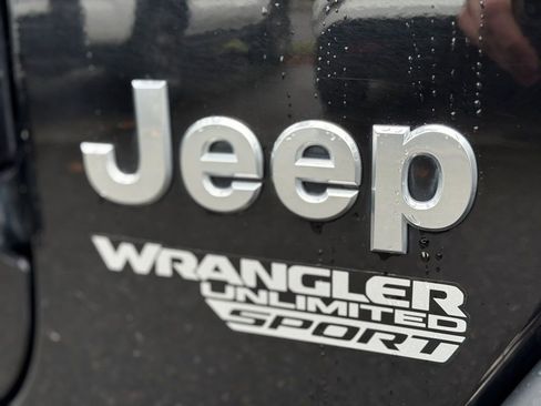 Used 2020 Jeep Wrangler Unlimited Sport S image 10