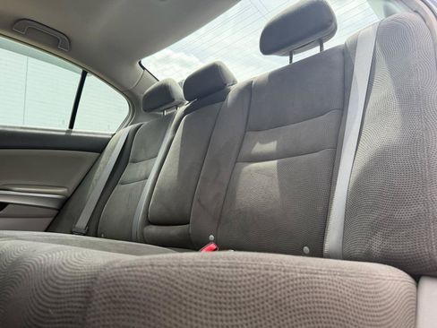 Used 2009 Honda Accord EX image 9