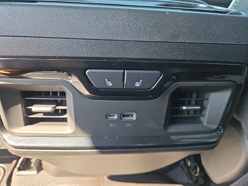 Certified 2026 GMC Sierra 2500 AT4X AWD/4WD image 15