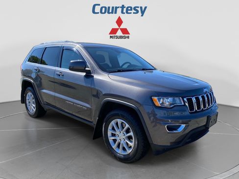 Used 2021 Jeep Grand Cherokee Laredo AWD/4WD image 8