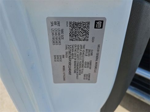 Used 2024 GMC Savana 2500 w/ Driver Convenience Package image 27