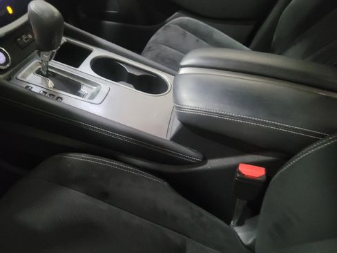 Used 2019 Nissan Murano S image 26