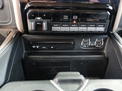 Used 2019 RAM 3500 Laramie AWD/4WD image 49