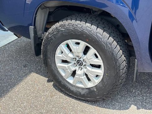 Used 2022 Nissan Frontier SV AWD/4WD image 27