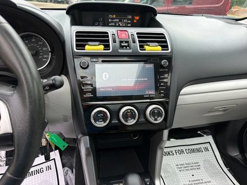 Used 2017 Subaru Forester 2.5i Premium w/ All-Weather Package AWD/4WD image 19