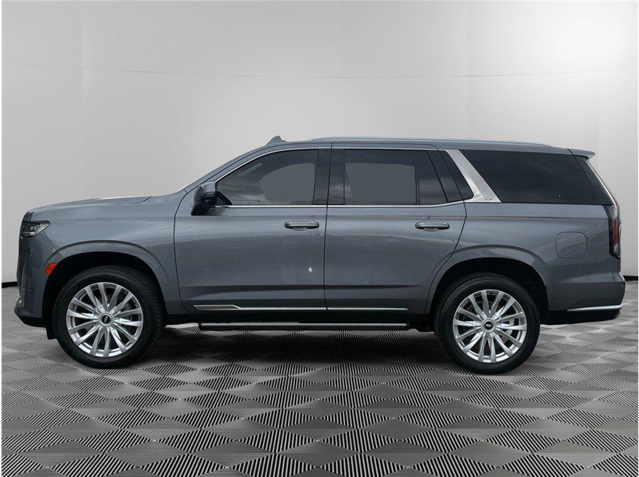 Used 2021 Cadillac Escalade Luxury AWD/4WD image 2