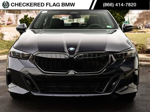 Used 2025 BMW 530i w/ M Sport Package image 14