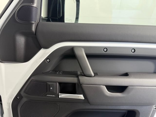 Certified 2025 Land Rover Defender 110 S AWD/4WD image 14