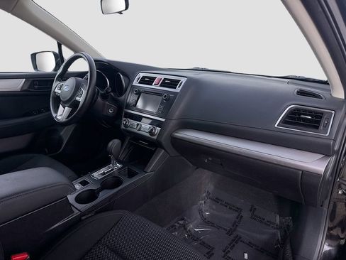 Used 2017 Subaru Outback 2.5i image 32