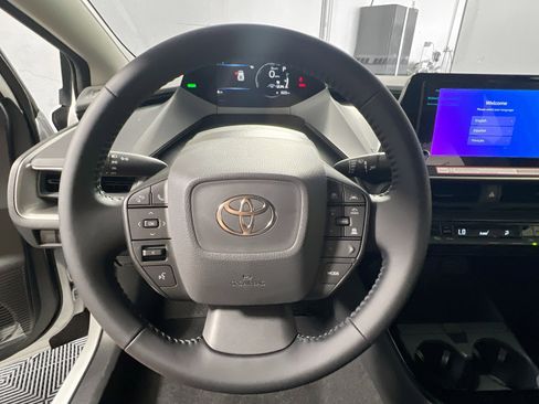 New 2026 Toyota Prius LE image 17