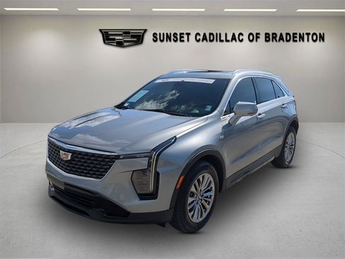 Certified 2025 Cadillac XT4 Premium Luxury w/ Technology Package image 8