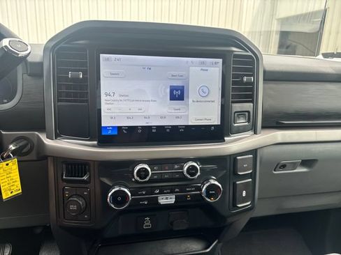 Used 2025 Ford F150 XLT w/ Equipment Group 301A Standard AWD/4WD image 17