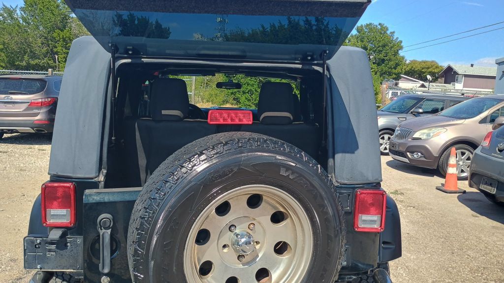 Used 2012 Jeep Wrangler Sport AWD/4WD image 22