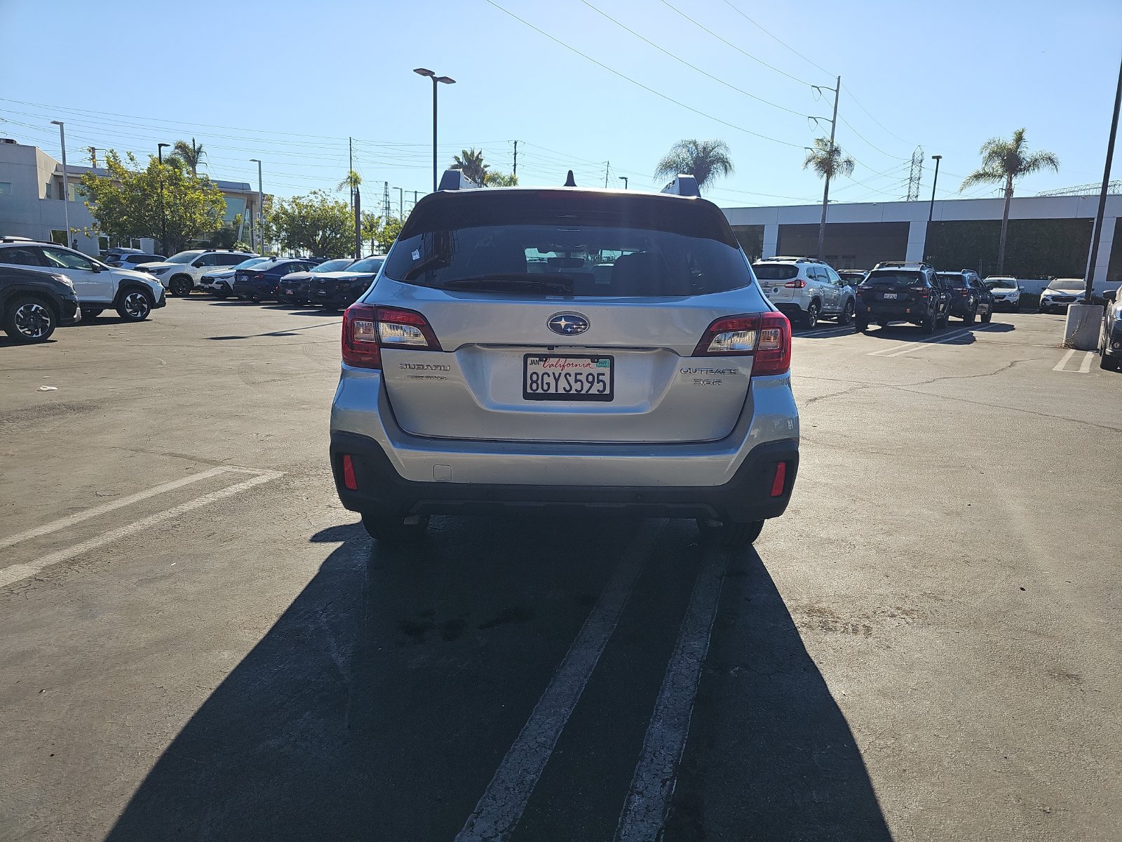 Used 2019 Subaru Outback 3.6R Limited AWD/4WD image 13