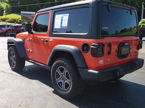 Used 2019 Jeep Wrangler Sport AWD/4WD image 4