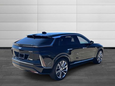 Certified 2024 Cadillac Lyriq Luxury w/ LPO, Floor Liner Package image 5