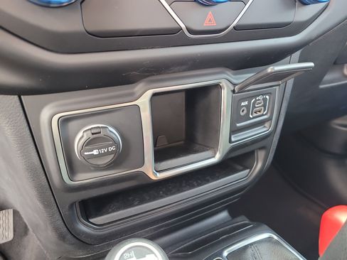 Used 2021 Jeep Gladiator Sport w/ Trailer Tow Package image 24