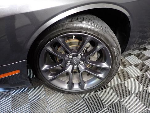 Used 2019 Dodge Challenger SXT RWD image 34