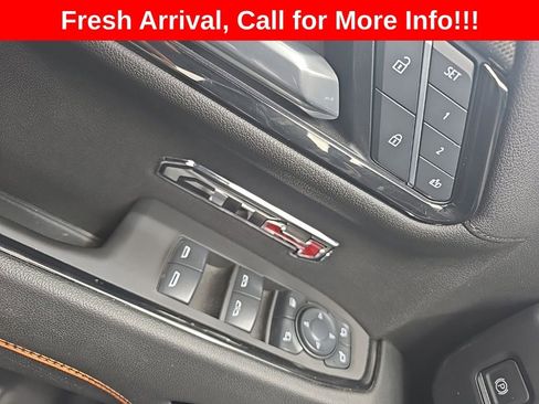Used 2025 GMC Sierra 1500 AT4 w/ Technology Package AWD/4WD image 16