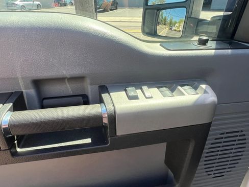 Used 2015 Ford F250 XLT AWD/4WD image 10