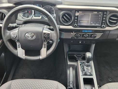 Used 2022 Toyota Tacoma SR5 RWD image 27