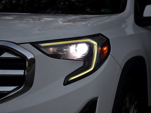 Used 2019 GMC Terrain SLT w/ Preferred Package image 27