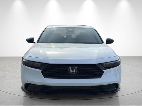 Used 2025 Honda Accord SE image 8