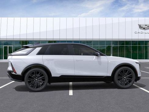 New 2026 Cadillac Lyriq Premium Sport image 5