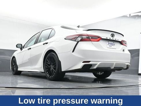 Used 2022 Toyota Camry SE w/ Convenience Package image 31