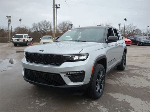 New 2025 Jeep Grand Cherokee Limited image 10