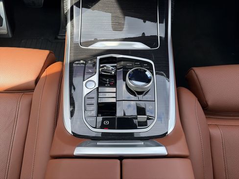Certified 2023 BMW X7 xDrive40i AWD/4WD image 28