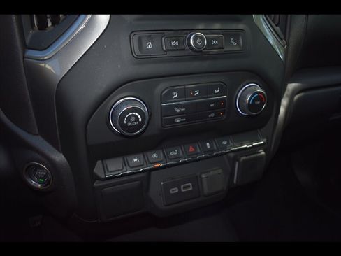 Used 2024 Chevrolet Silverado 1500 Custom w/ Turbomax Blackout Package RWD image 12