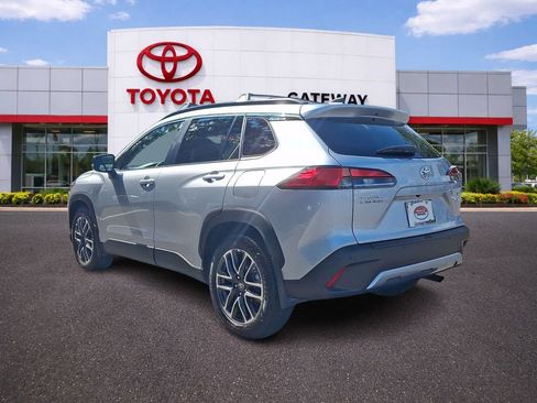 Used 2026 Toyota Corolla Cross XLE w/ Convenience Package AWD/4WD image 6