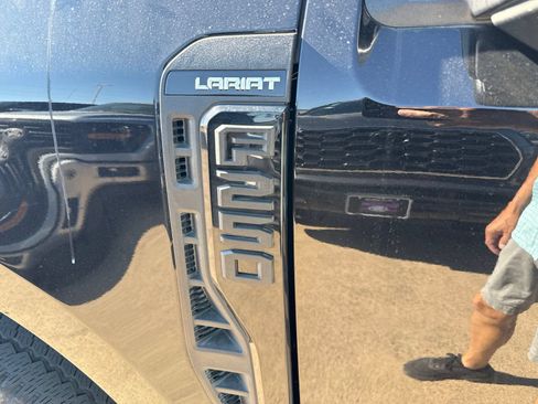 Used 2025 Ford F250 Lariat w/ Lariat Ultimate Package AWD/4WD image 12