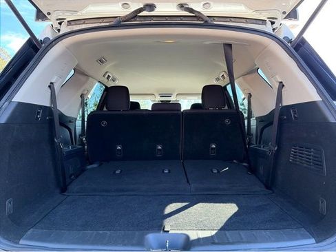 Certified 2024 Nissan Pathfinder SV FWD image 23