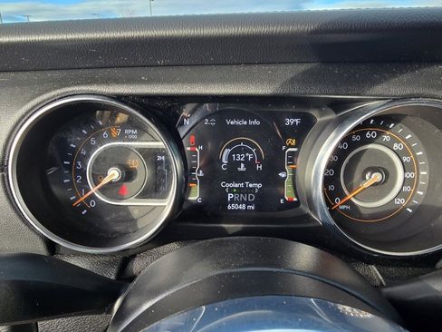 Used 2021 Jeep Gladiator Overland w/ Popular Equipment Package image 24