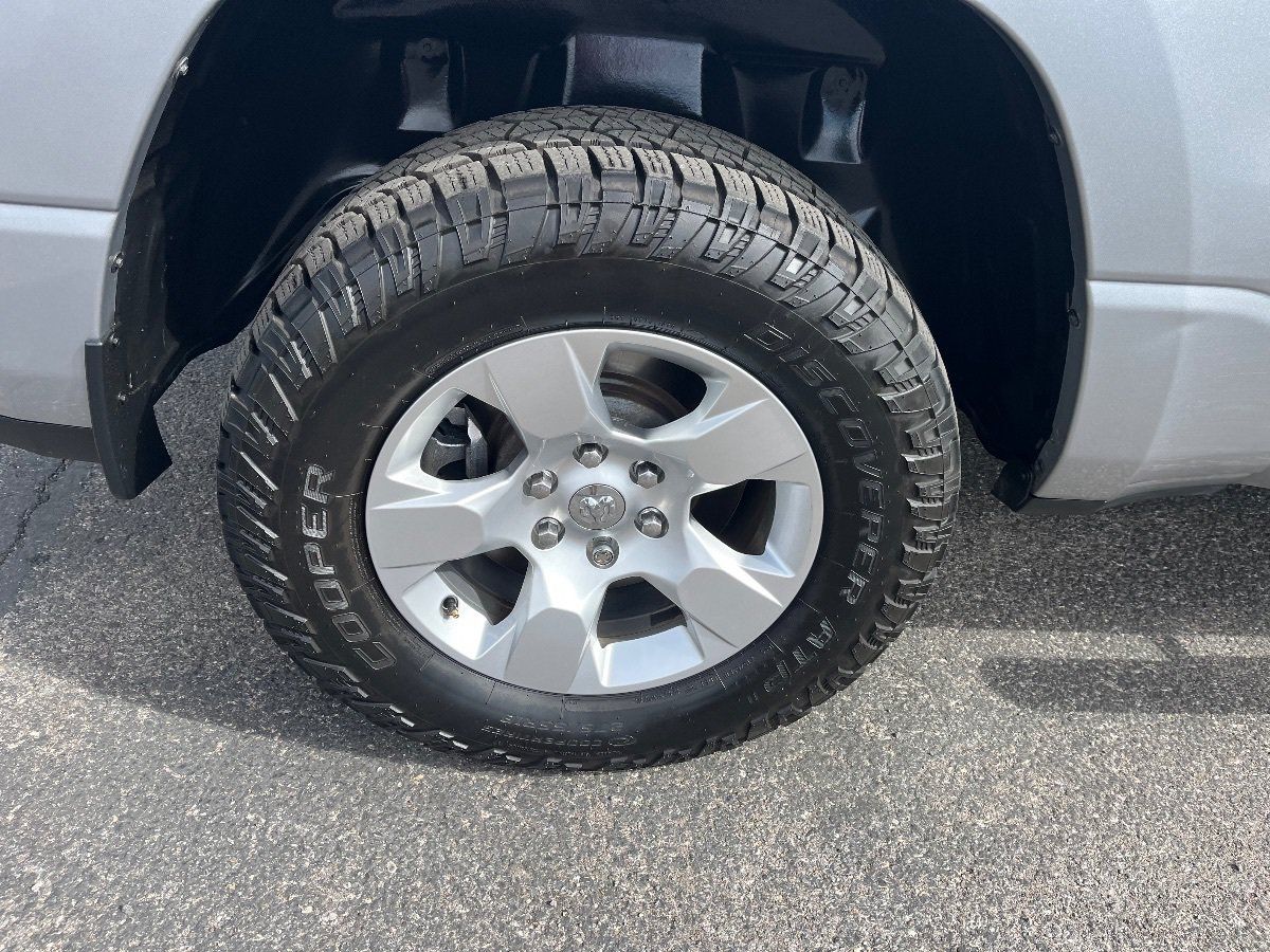 Used 2019 RAM 1500 Big Horn AWD/4WD image 43